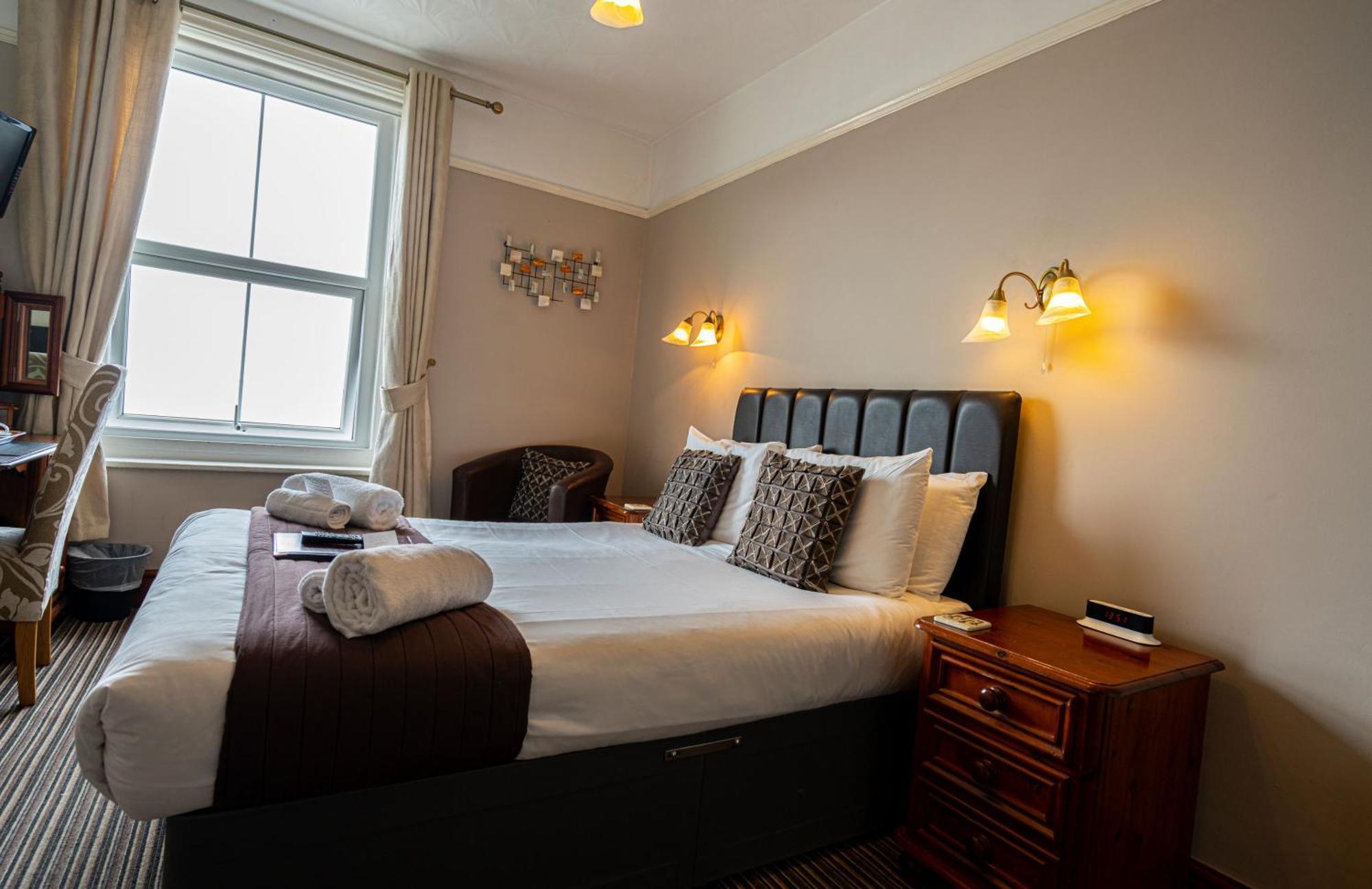 Promenad Bed & Breakfast Llandudno Exterior photo